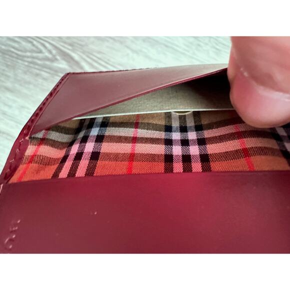 Burberry Burgundy Leather Key  Holder with Nova Check Accents - Picture 11 of 13